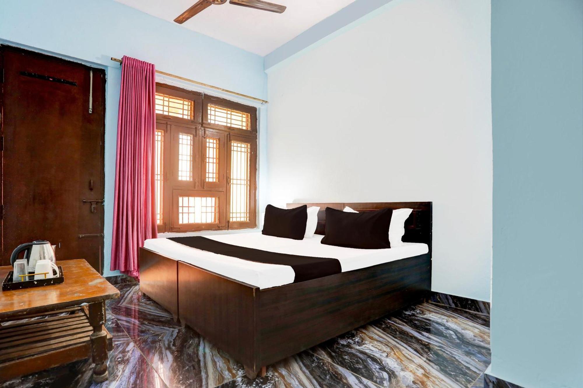 Spot On New Diamond Guest House Rudrapur Extérieur photo