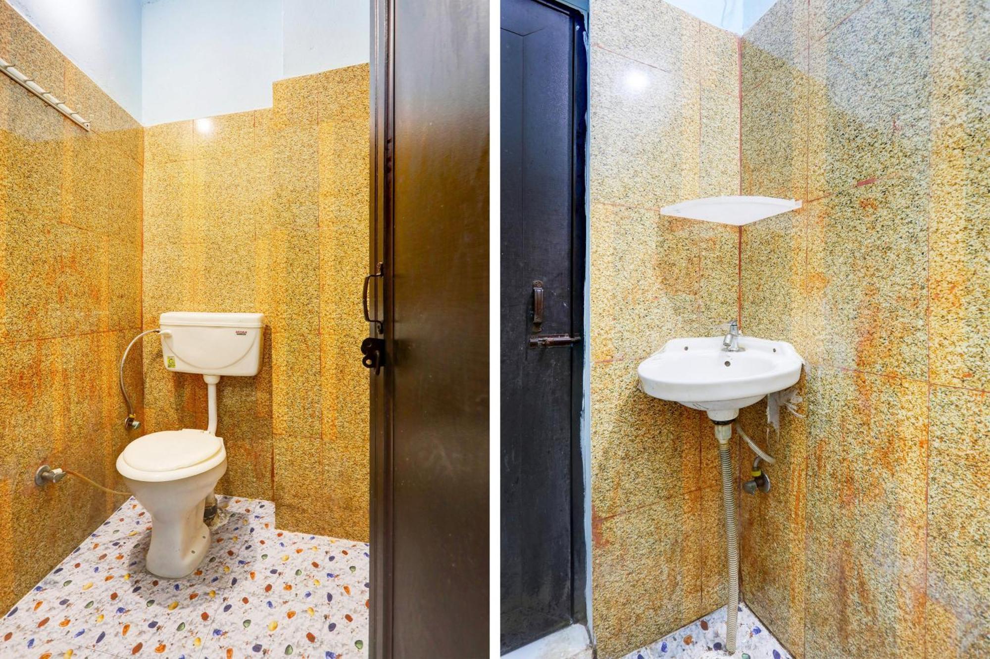 Spot On New Diamond Guest House Rudrapur Extérieur photo
